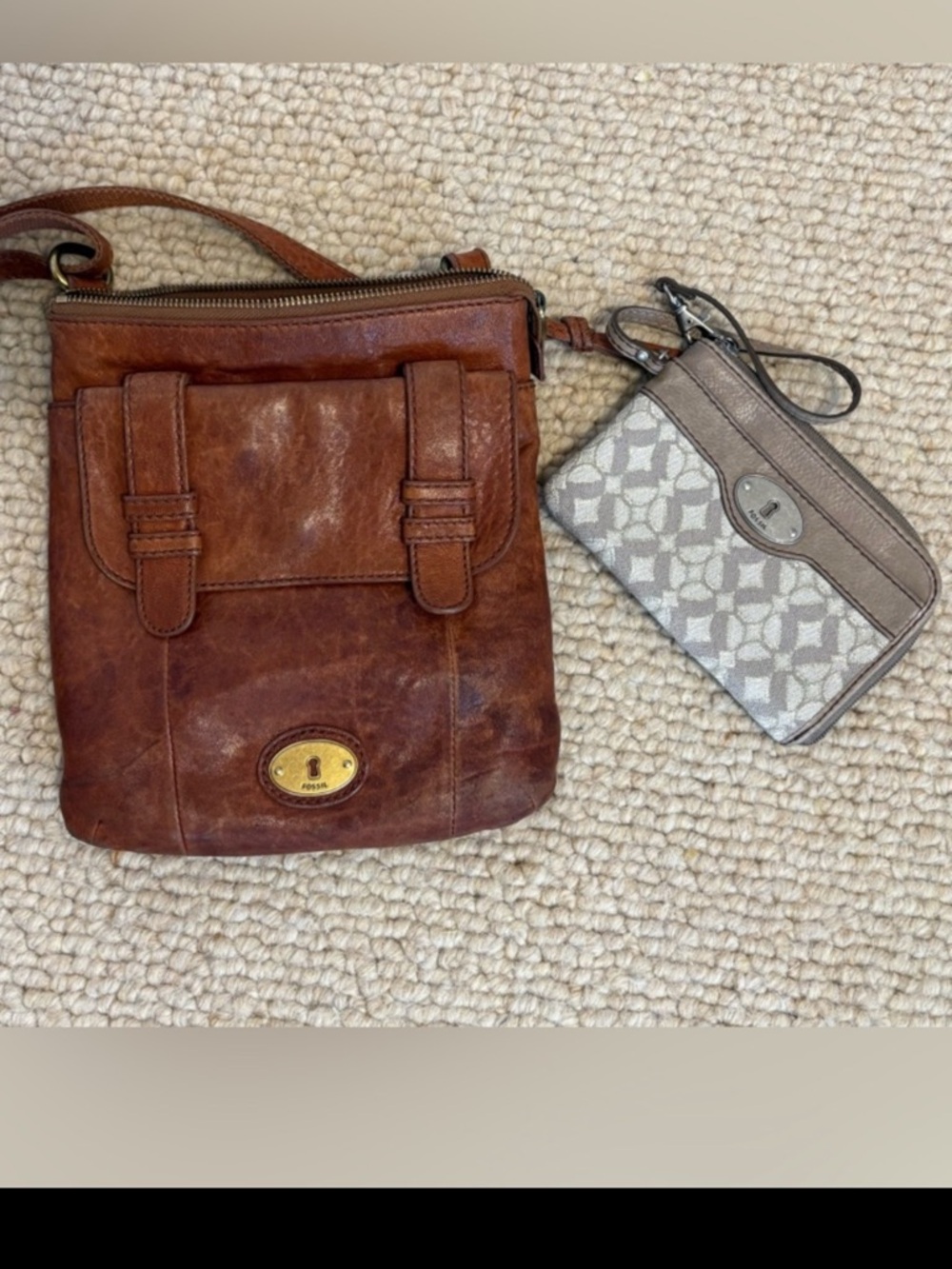 Fossil Keyhole brown leather crossbody and wristlet combo